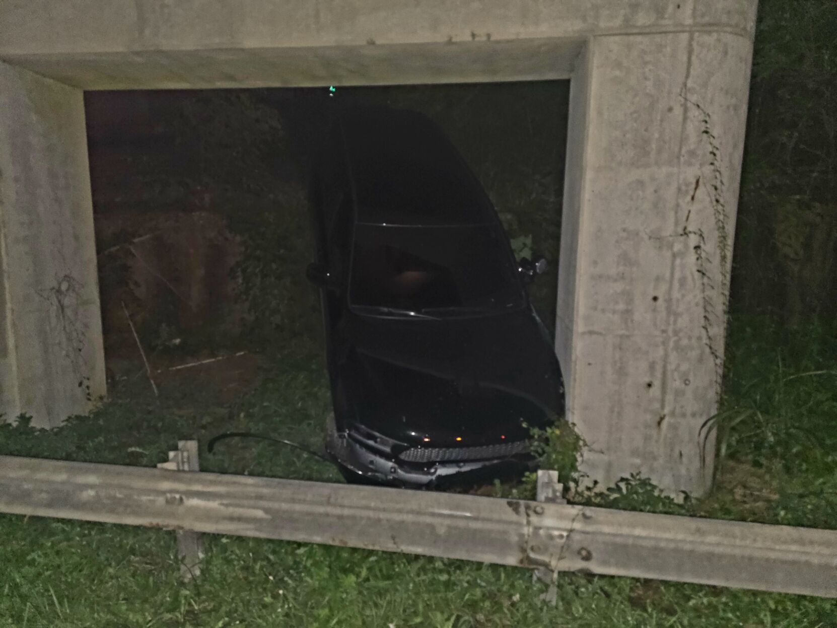 Crashed vehicle on Brownsboro Road.jpg